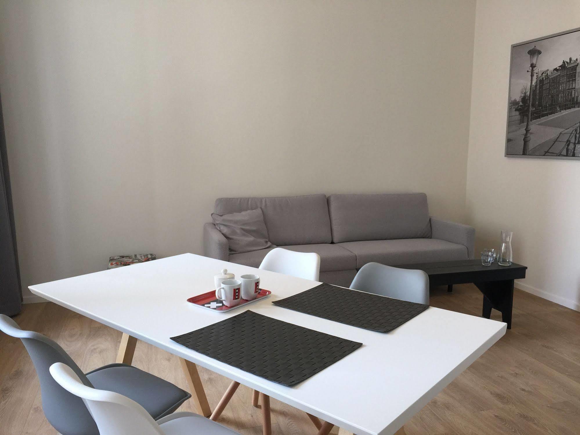 Nine-T-Teen Bed And Boutique Amszterdam Kültér fotó